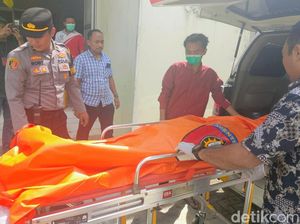 Sekeluarga Tewas Bersimbah Darah di Situbondo Dimakamkan Terpisah