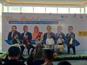 Angka Partisipasi Kasar Kuliah di RI Hanya 32 Persen, Kalah dari Malaysia-Vietnam
