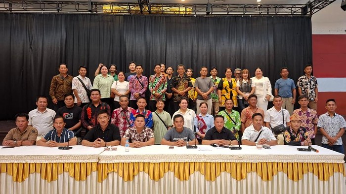 Ahli waris lahan wilayah adat yang terdampak PSN PLTA Mentarang di Malinau, Kalimantan Utara.
