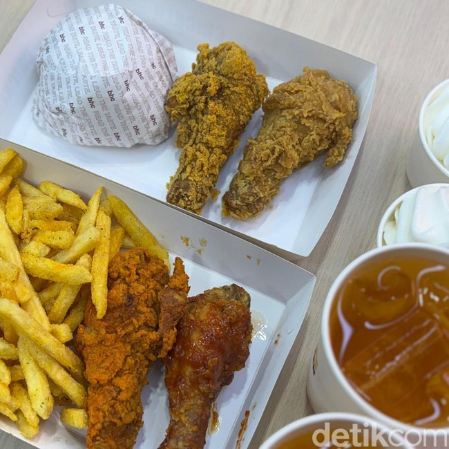 Rela Antre Demi Cobain Ayam Goreng Korea Berbumbu Blue Cheese