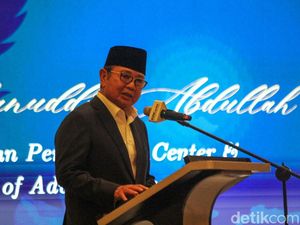 Burhanuddin Abdullah Sebut Perlu Cara Baru buat Kejar Target Ekonomi 8%