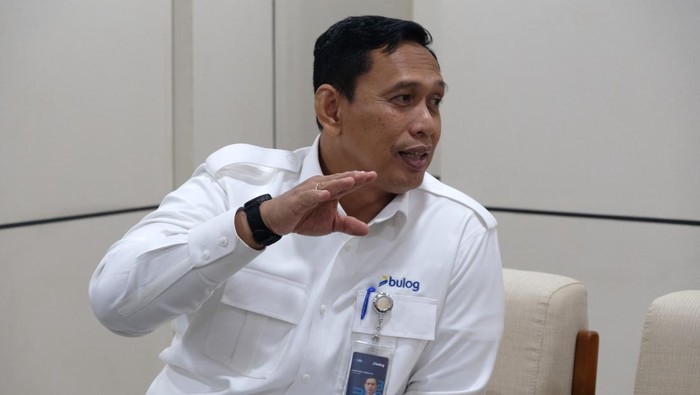 Dirut Bulog Ahmad Rizal Ramdhani