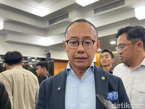 Waka MPR Soroti Insiden Kapal Tenggelam Bawa Pelatih Valencia di Bajo