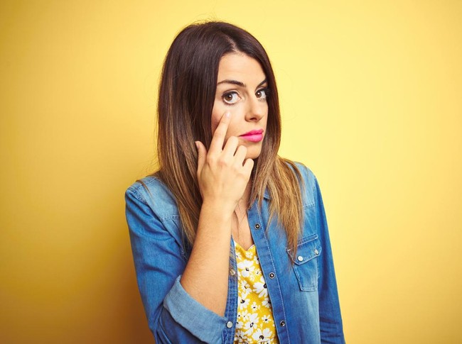 Ilustrasi makeup crack