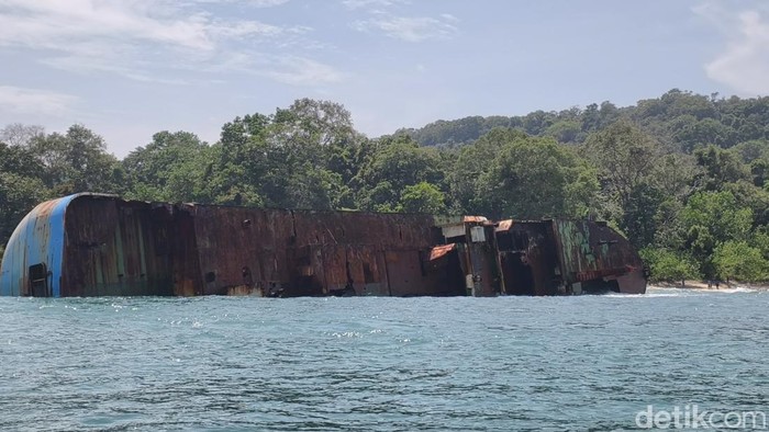 Berbahaya, Bangkai Kapal Viking di Pangandaran Harus Dipindahkan