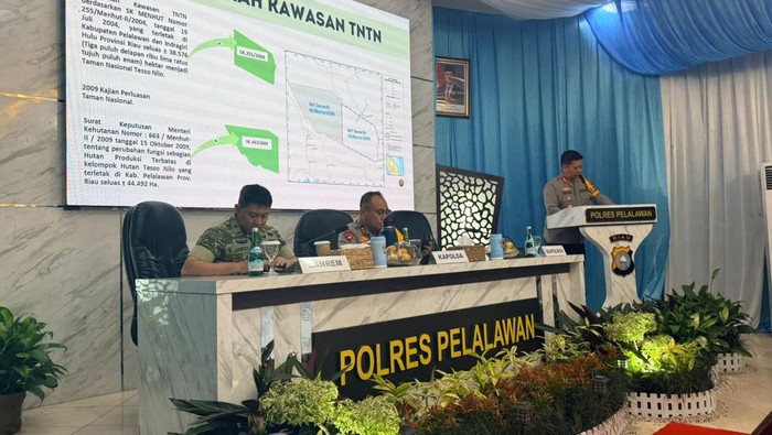 Kapolda Riau-Danrem Wira Bima Dorong Solusi Berkeadilan untuk Tesso Nilo