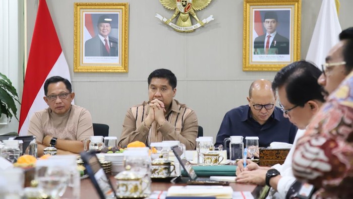 Mendagri Dorong Pemda Percepat Pendataan Rumah Korban Bencana Sumatera