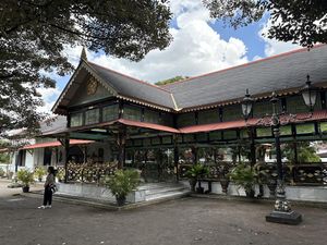 15 Tempat Wisata di Jogja yang Cocok untuk Lansia dan Mudah Diakses