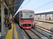 7 Perjalanan KRL Red Line Dibatalkan Gegara Perawatan, Ini Daftarnya