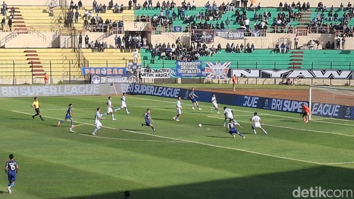 PSIM Jogja Tertinggal 1-2 dari PSBS Biak di Babak Pertama