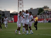 Pemain PSBS Biak-Malut United Masuk Jajaran Best XI Super League 2025/2026