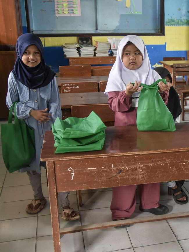 Pembagian Makan Bergizi Gratis Berlanjut Meski Sekolah Libur