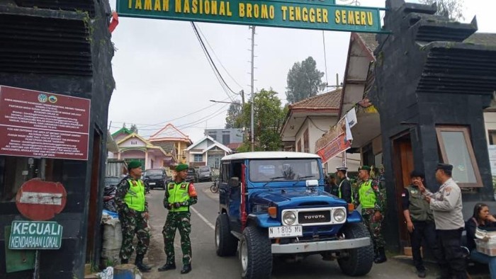 Wisatawan Gunung Bromo Banyak yang Lewat Pasuruan, Polisi Siaga