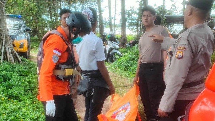 Mayat Pria Tanpa Identitas Ditemukan di Kawasan Pantai Panjang Bengkulu