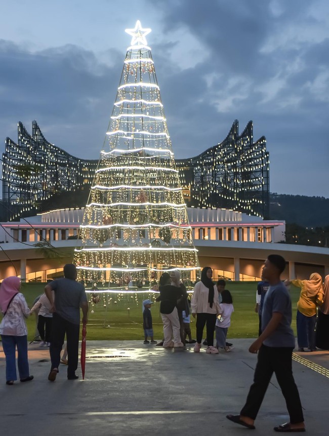 Potret IKN Diserbu Wisatawan Selama Libur Nataru