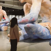 Meski masih konsisten merahasiakan wajah putrinya, namun terlihat Zalina kini sudah semakin besar. Foto: Instagram/@raisa6690