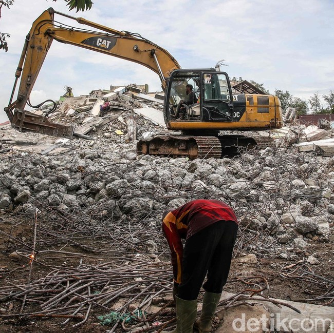 Revitalisasi Dimulai, Rusun Marunda Blok C Kini Rata dengan Tanah