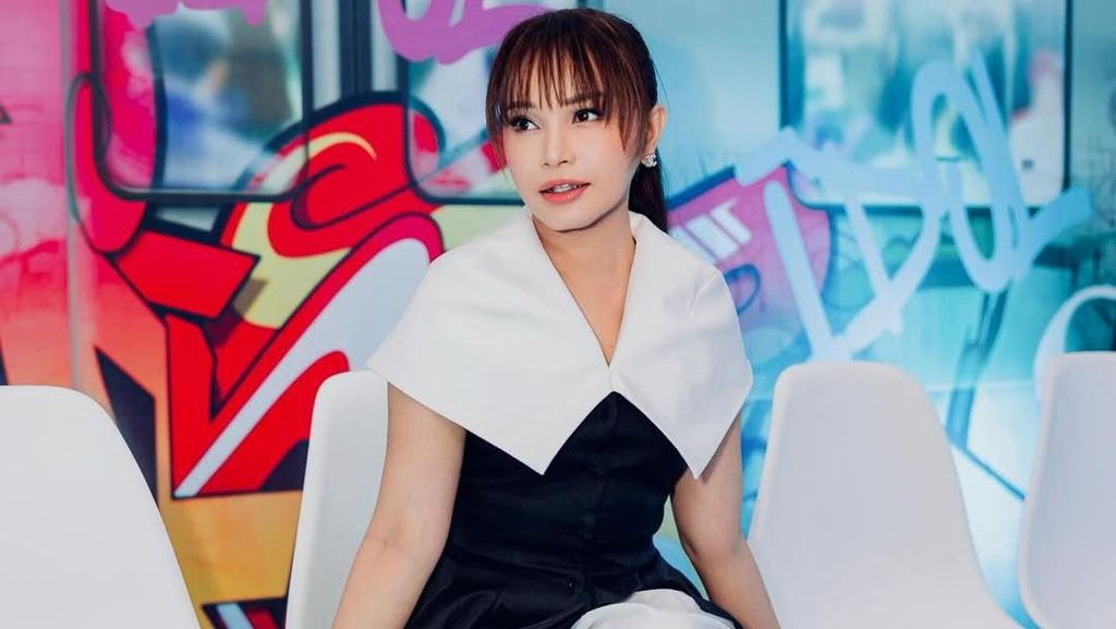 Rossa Salurkan Zakat Mal Rp 500 Juta demi Bantu Korban Bencana di Sumatera