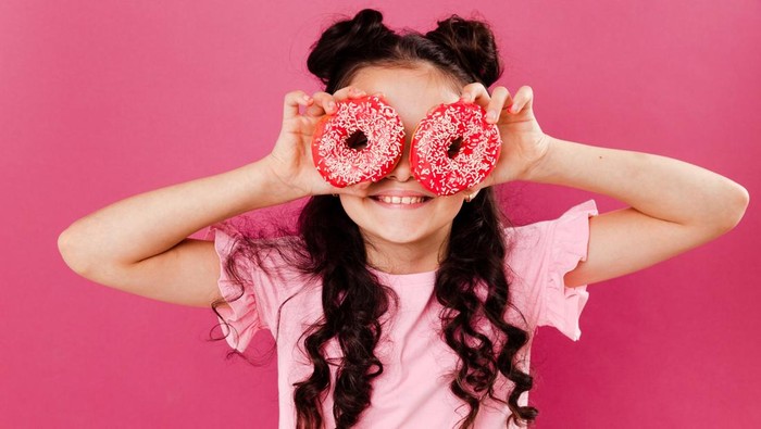 Arti Sugar Rush, Mitos atau Fakta Bisa Bikin Anak Hiperaktif?