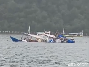 Kapal Pinisi Dewi Anjani Tenggelam di Labuan Bajo Pagi Tadi