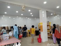 Antusias Sambut Tahun Baru, Warga Binjai Borong Kue Kering