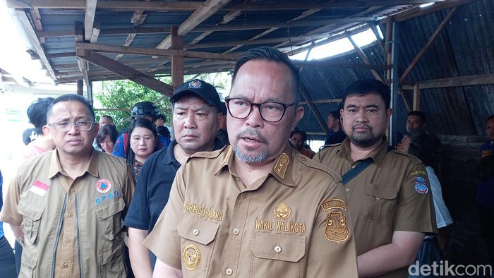 Wakil Wali Kota Manado Richard Sualang.
