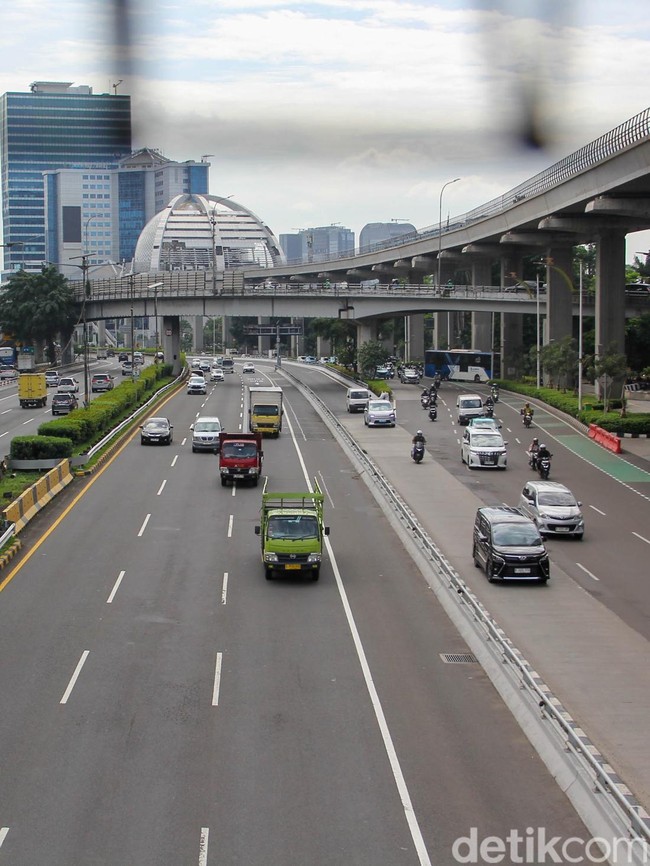 WFA di Penghujung Tahun, Jalanan Jakarta Lengang dan Aktivitas Warga Lebih Cair