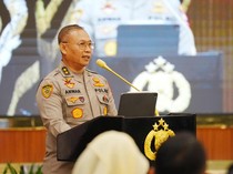 As SDM Polri Selaku Ketua Pelaksana Gugus Tugas Ketahanan Pangan Raih Satyalencana Wira Karya