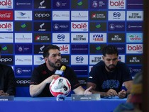 Strategi Arema FC Redam Sayap Persita