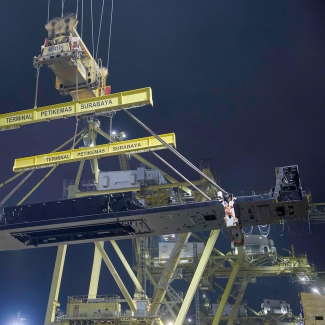 Australia Borong Platform Lokomotif Buatan INKA