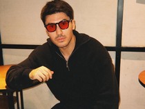 Gak Liburan, Bara Valentino Pilih Jumat Berkah Bareng Anak Disabilitas