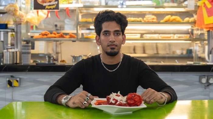 Bikin Salut! Warung Sup Legendaris 75 Tahun Ini Kini Dikelola Gen Z