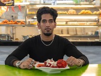 Bikin Salut! Warung Sup Legendaris 75 Tahun Ini Kini Dikelola Gen Z