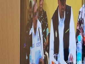 Bupati Aceh Tamiang Minta Fatwa Pemerintah soal Kayu Gelondongan Banjir