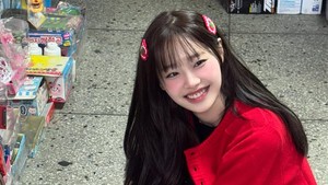 Chuu ada di posisi #61 dan dikasih gelar Worlds Best Smile 2025. (Foto: dok. Instagram @chuuo3o)