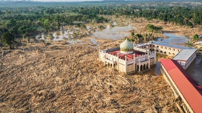 Desember 2025: Banjir Bandang dan Longsor Terjang Sumatera