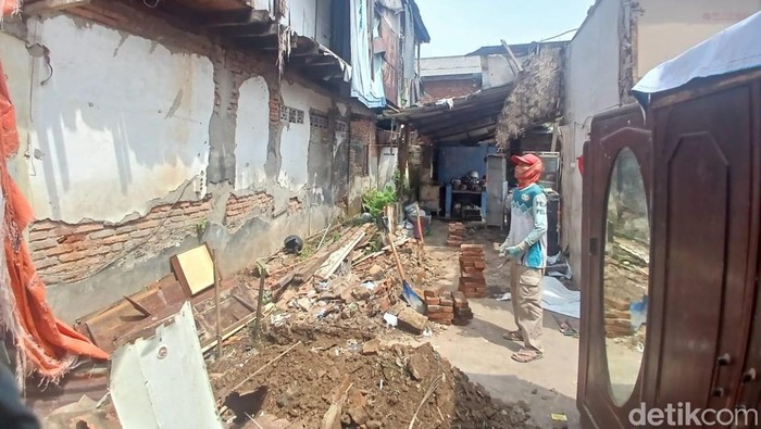 Rumah Aktor Legendaris Diding Boneng di Menteng Ambruk