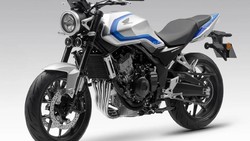 Potret Honda CB500 Super Four Terbaru yang Bisa Pindah Gigi Tanpa Tarik Kopling