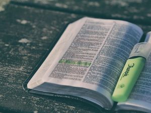 55+ Ayat Alkitab tentang Tahun Baru untuk Refleksi, Nasihat, hingga Harapan