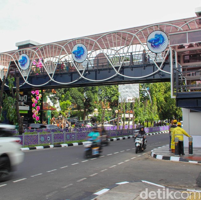 JPO Pesanggrahan Resmi Dibuka, Lengkap dengan Lift dan Desain Ikonik