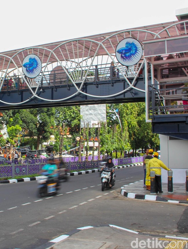 JPO Pesanggrahan Resmi Dibuka, Lengkap dengan Lift dan Desain Ikonik