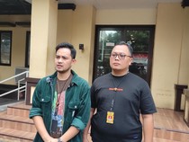 Video Viral Jukir di Jakbar Kasih Kembalian Pakai Uang Mainan