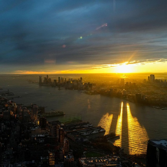 Menikmati New York di Kala Senja dari Ketinggian