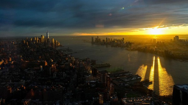 Menikmati New York di Kala Senja dari Ketinggian