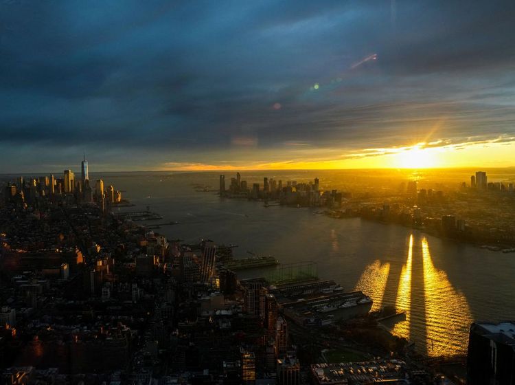 Menikmati New York di Kala Senja dari Ketinggian