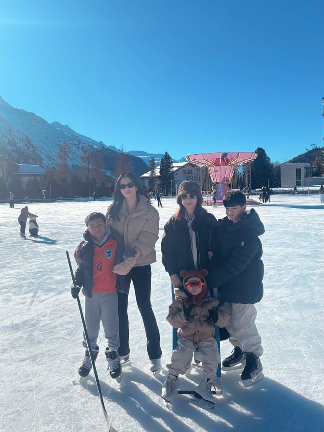 Nia Ramadhani dan Nagita Slavina Meet Up Bareng Anak Main Salju di Swiss