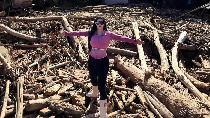 Kena Hujat gegara Pakaian Ketat saat ke Sumatera, Begini Reaksi Novi Rizki