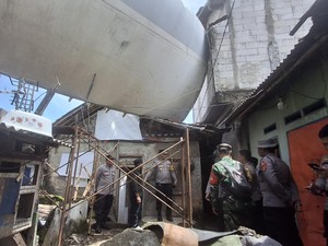 Terungkap Penampungan Pesawat Usai Tim Cek Lokasi Sayap Timpa Rumah