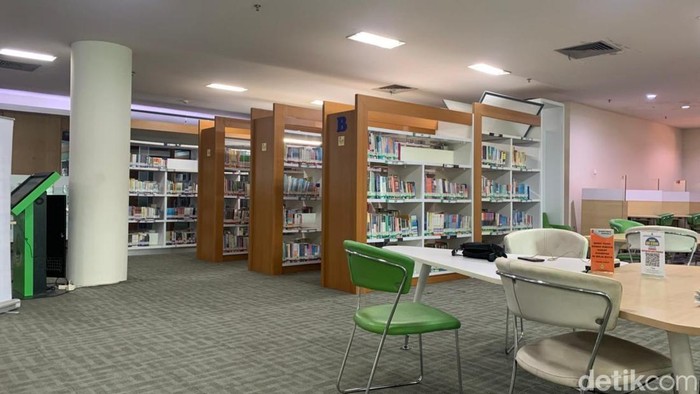 Perpustakaan Dispusipda Jabar, Oase Literasi Nyaman-Gratis di Bandung
