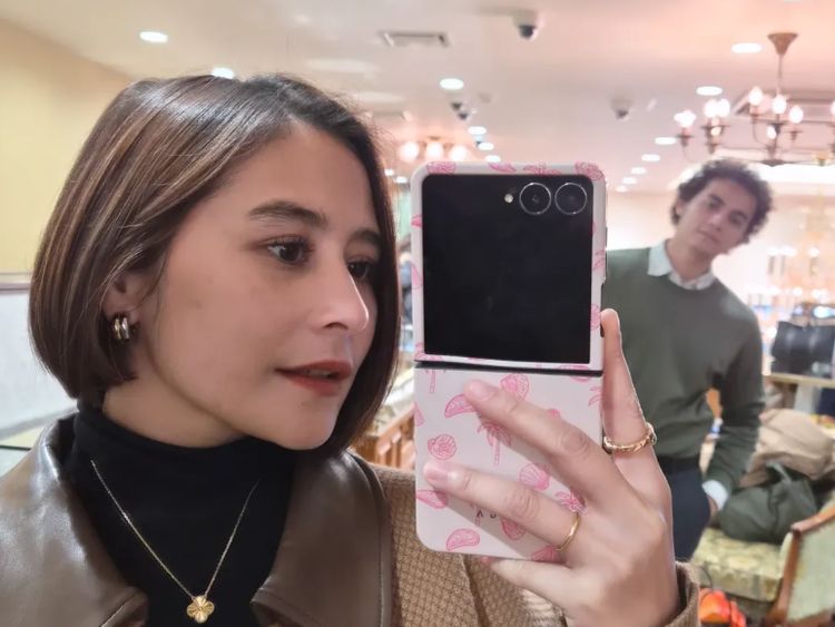 8 Foto Prilly Latuconsina ke Jepang Bareng Pacar, Tas Rp 329 Juta Curi Atensi